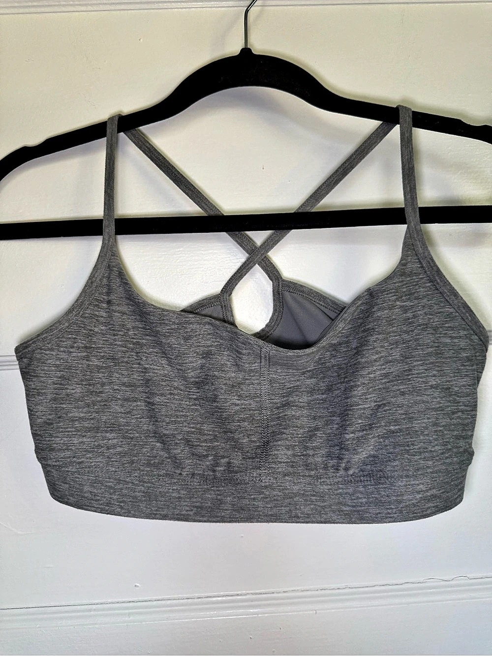 Fabletics Hearherflex Strappy Sports Bra in Gray Small Minimalist Athleisure